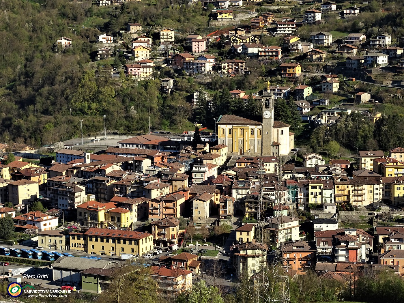 13 Splende il sole su Zogno.JPG